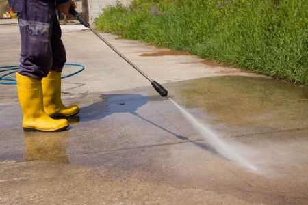 Roof And Gutter Cleaning