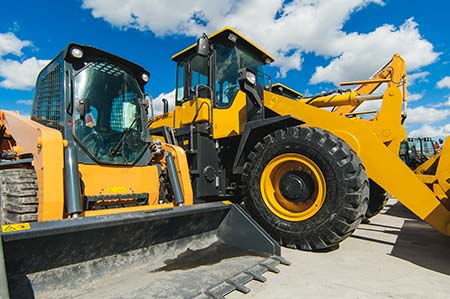 Heavy equipment cleaning